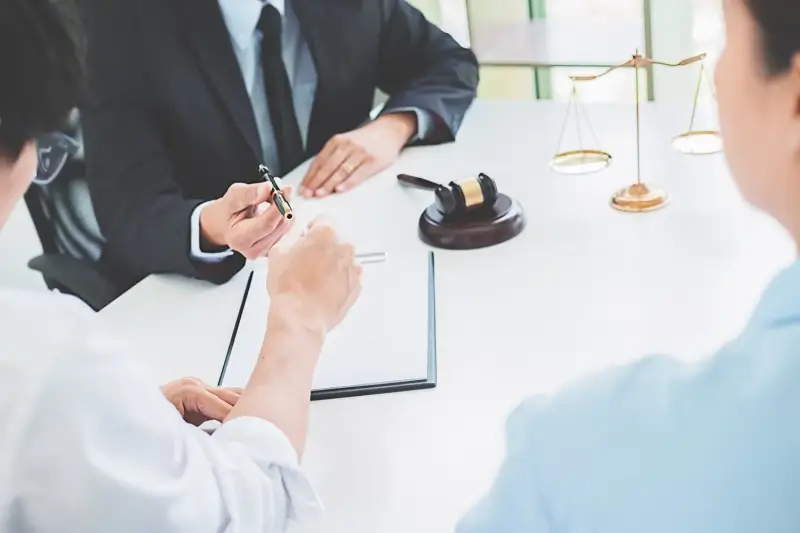 Kto płaci za rozwód?