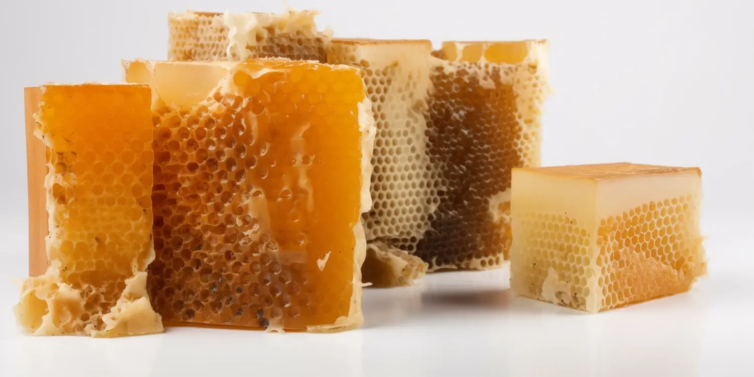 Miód akacjowy jakie ma właściwości?