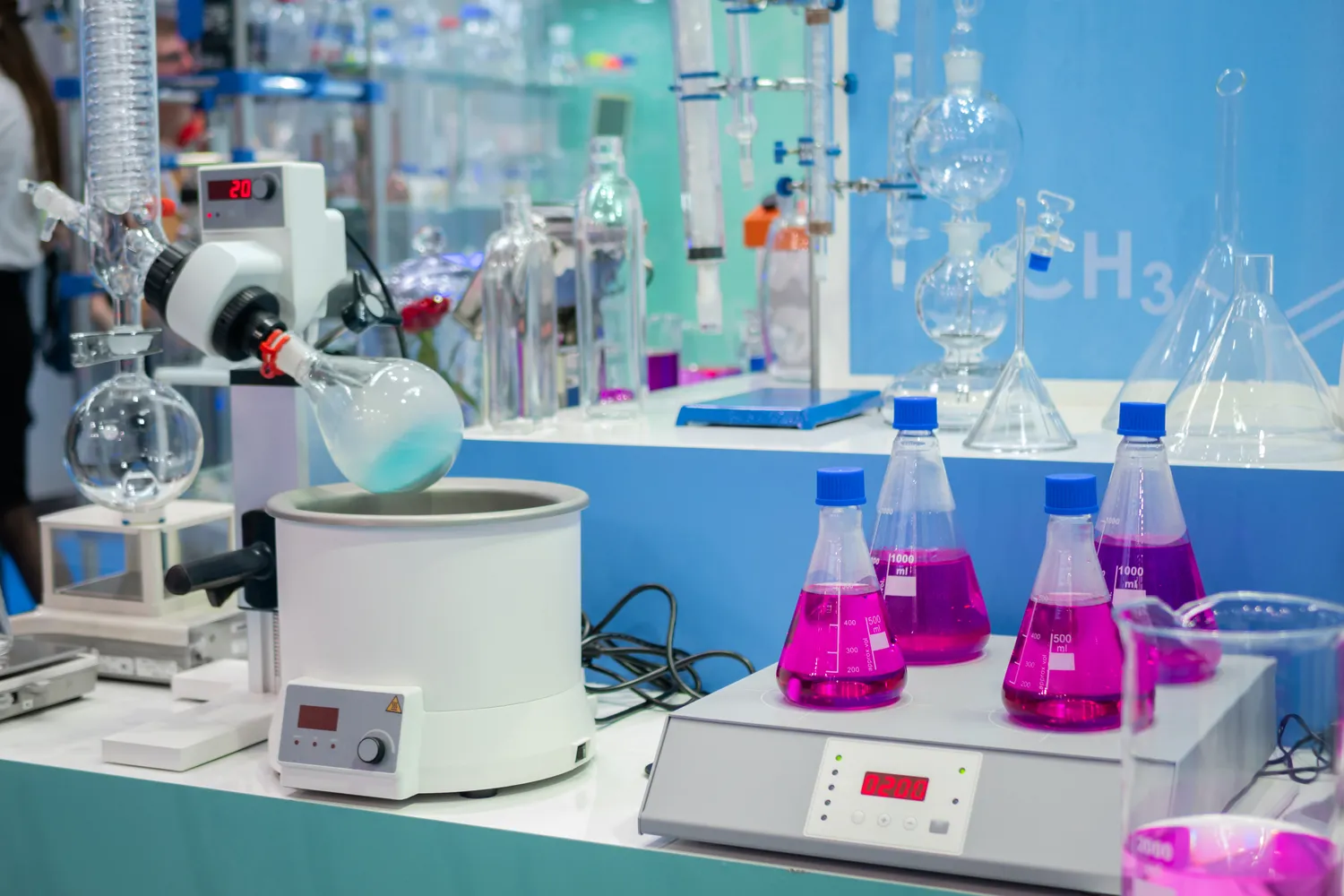 Przemysł zaawansowanych technologii co to jest?